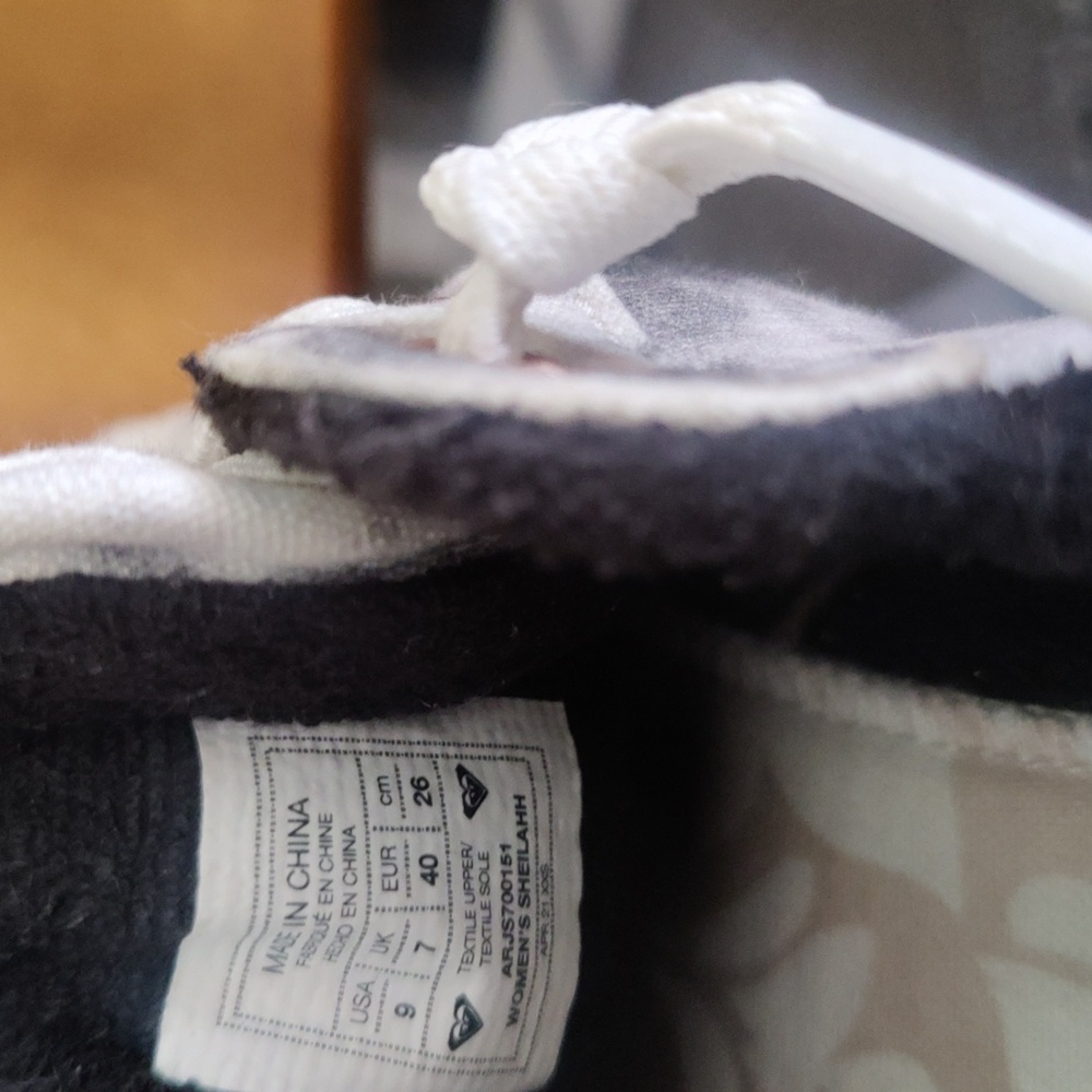 Roxy Surf Sheilahh Gray And White Platform Shoes Size 9 - Picture 13 of 16
